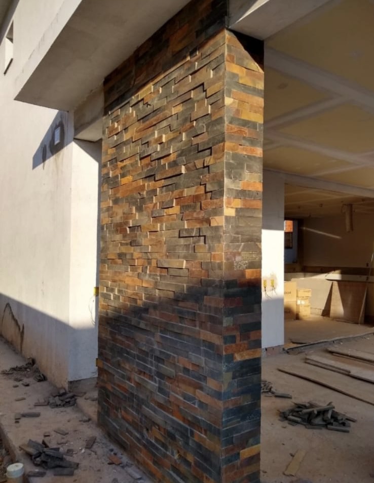 Pedra Ferro Filetada aplicado em projeto arquitetônico